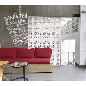 花格磚建築牆面