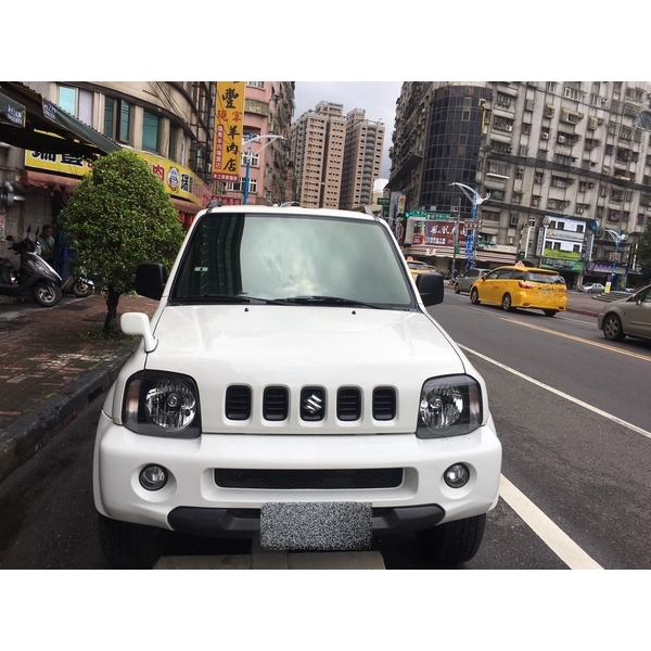 前擋丹龍D501+車身丹龍T23 (合昇隔熱紙)