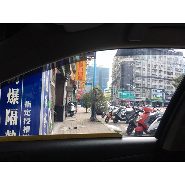 汽車隔熱紙-原 V-K00L OEM20+3M8702E 升級 冰鑽F30十F20 汽車隔熱紙-原 V-K00L OEM20+3M8702E 升級 冰鑽F30十F20-合昇企業社