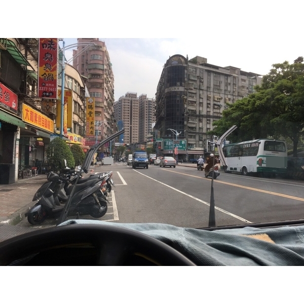 10年以上 三菱得利卡貨車 舊紙換新 全車3M 8702M 10年以上 三菱得利卡貨車 舊紙換新 全車3M 8702M-合昇企業社