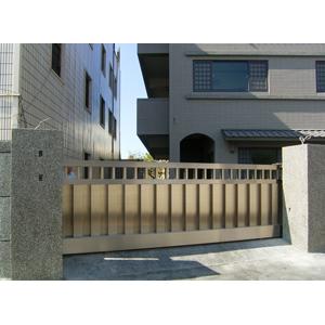 電動軌道大門安裝工程