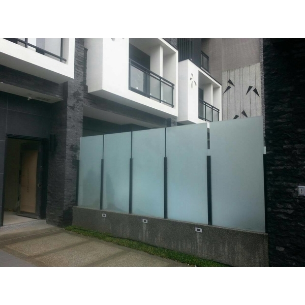 侑群立德街 侑群立德街,冠盛金屬有限公司