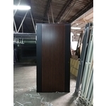 直條壓溝鋼板門 - 冠盛金屬有限公司