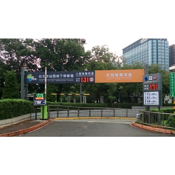 鋁合框軟性招牌 鋁合框軟性招牌,三朗廣告工程有限公司