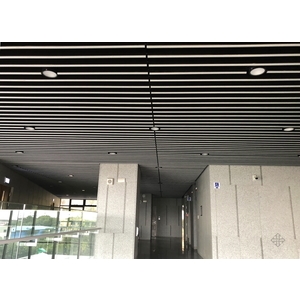 Hunter Douglas,及裕興業股份有限公司