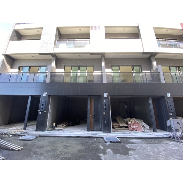 車庫活動小門,來金行