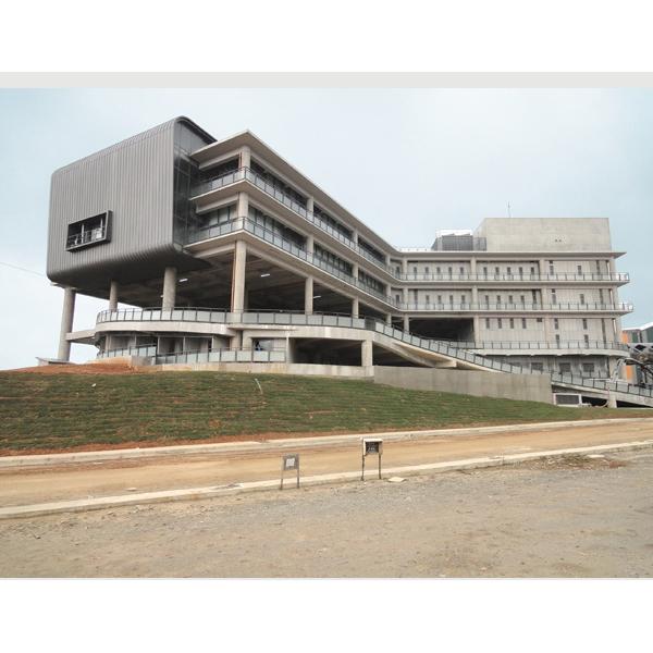 東和鋼鐵觀音廠辦公大樓