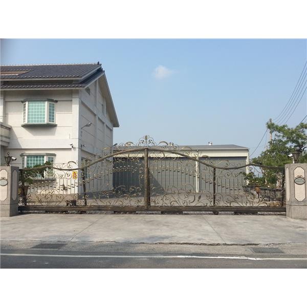 大門-金永固金屬建材有限公司