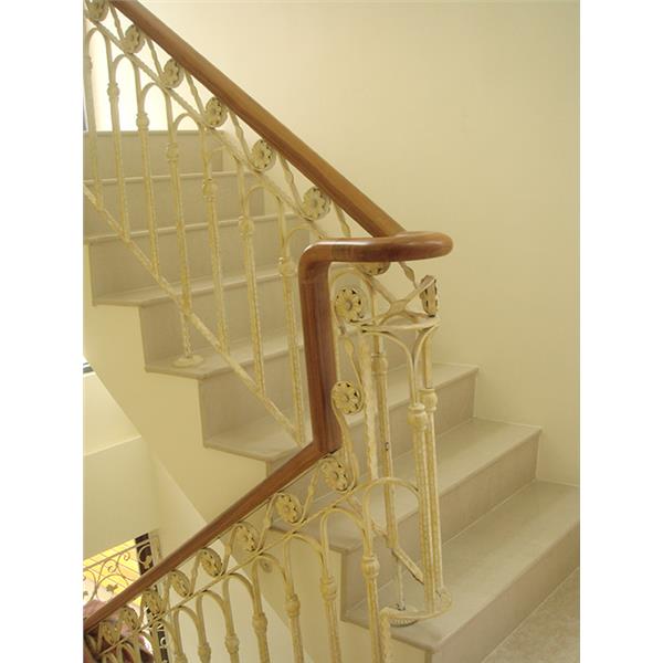 鍛造+緬甸柚木實木扶手面,正德地板有限公司