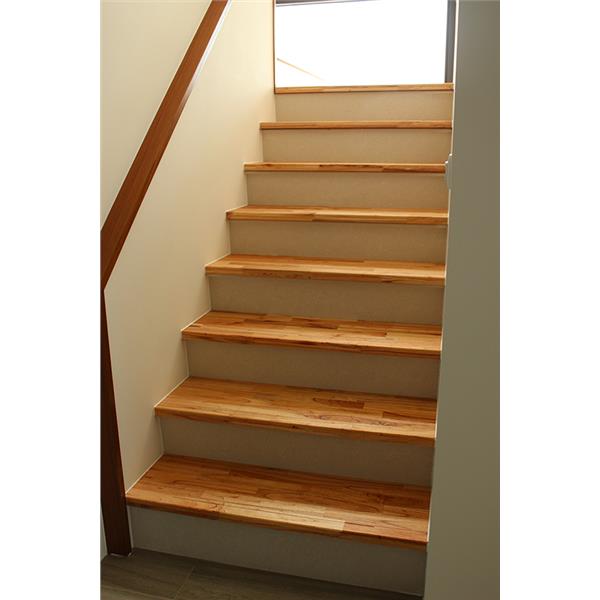 白櫸木集成實木樓梯,正德地板有限公司