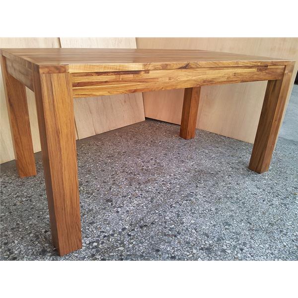 柚木集成實木桌,正德地板有限公司