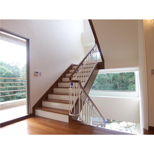 樓梯間高檔配飾,如光企業有限公司