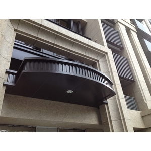 板橋敦美-採光罩