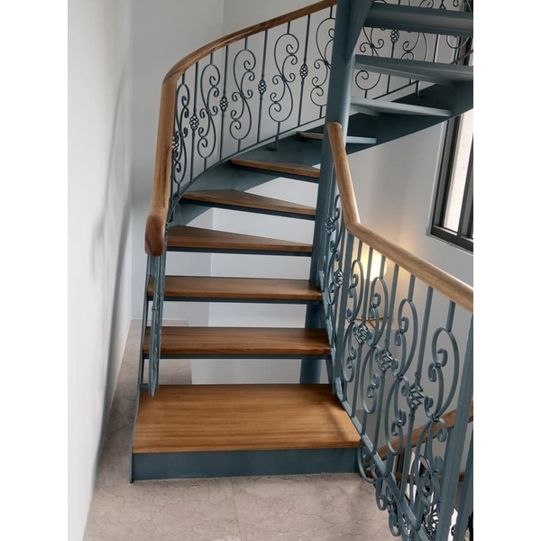 旋轉梯-協和樓梯扶手公司