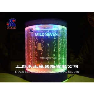 半圓形水舞廣告展示櫃-七星香煙