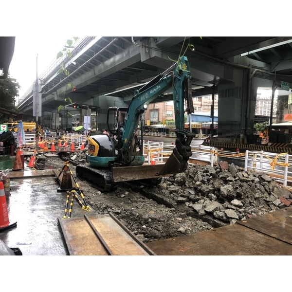 道路整地 道路整地-翔喻企業有限公司