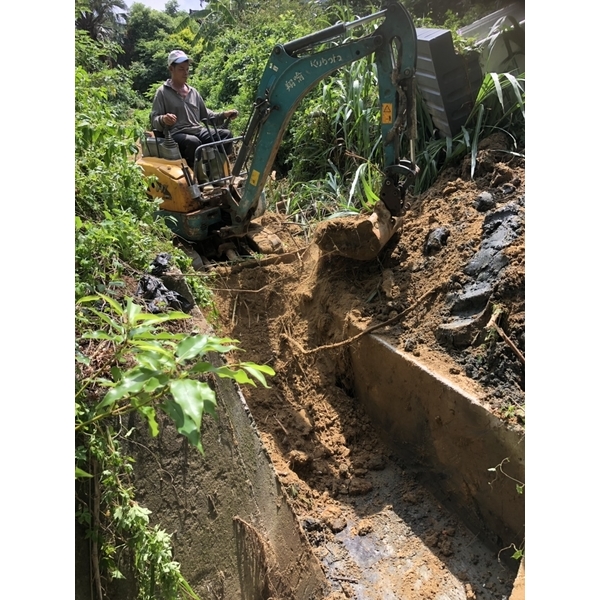 挖土機整地工程-翔喻企業有限公司