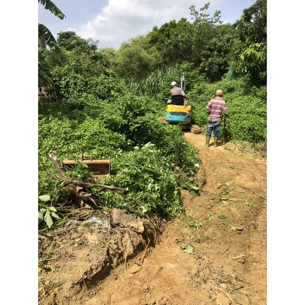 挖土機整地工程-翔喻企業有限公司