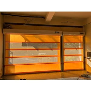 PVC軟式快速捲門 (透氣通風紗網型)