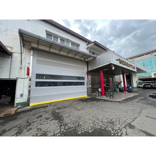 台南塑膠壓出機製造廠PVC軟式快速捲門,愛第爾自動化工程有限公司