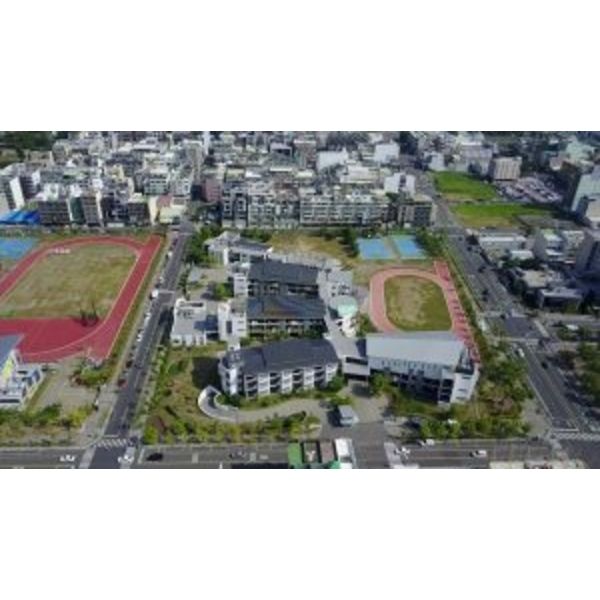 台南市市立新南國小(外牆塗裝)