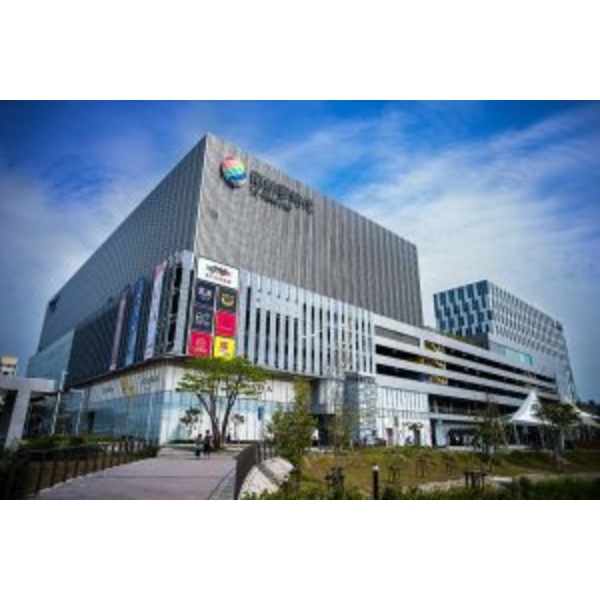 台南南紡夢時代第一期商場(外牆塗裝)