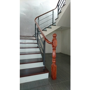 樓梯扶手
