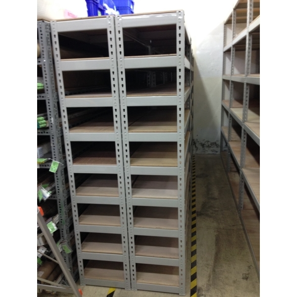 灰色免螺絲置物架