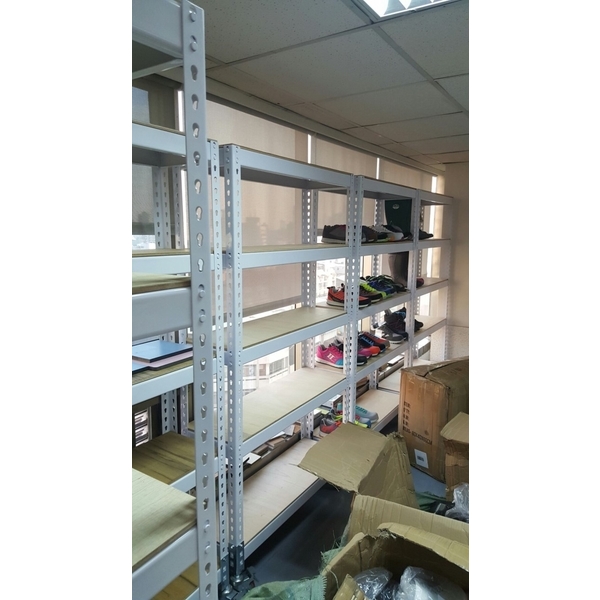 免螺絲組合層架