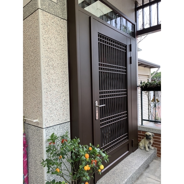 玄關門範例2-勝欣鋼鋁門窗行