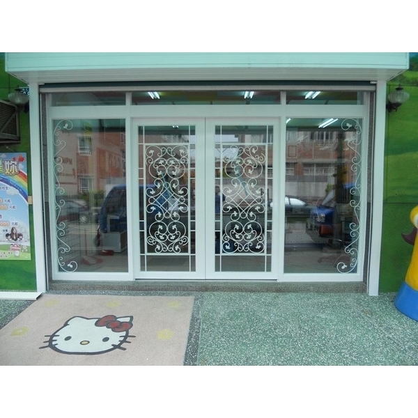 鍛造店面門-勝欣鋼鋁門窗行