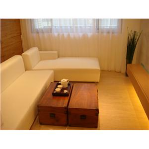 6.4寸渡假風手工精雕海島型超耐磨木地板