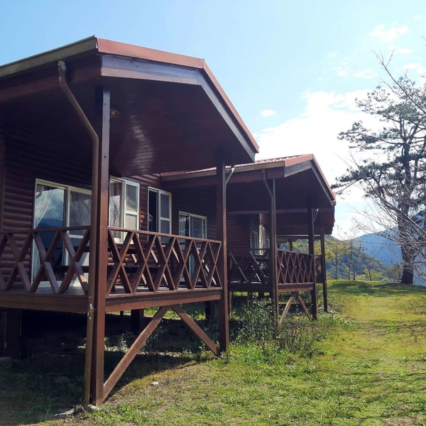 司馬庫斯-木屋民宿油漆工程,瑞怡造漆有限公司