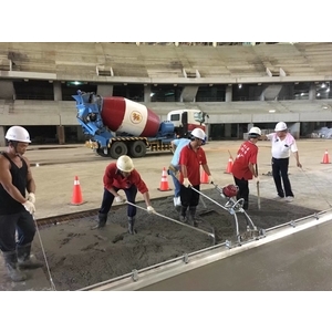 軌道式電動整平工程