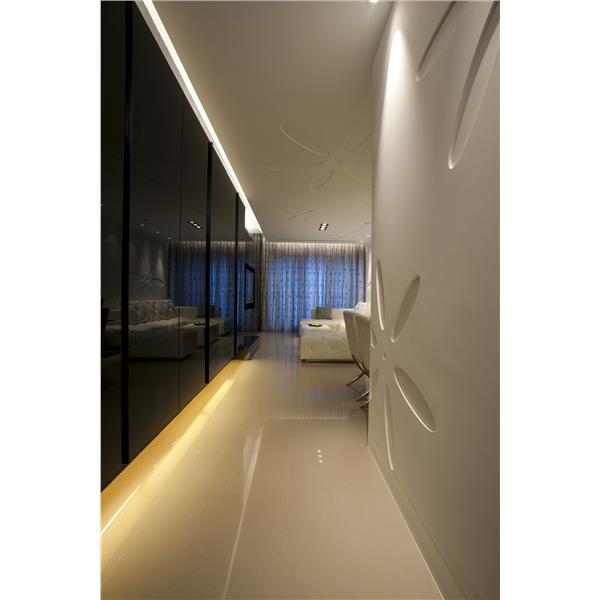 黑與白的對話-迷幻絢麗的化身,浩司室內裝修設計有限公司