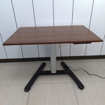 個人電動升降桌