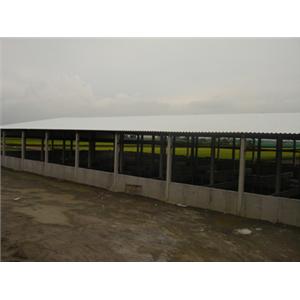 畜牧寮舍施工照