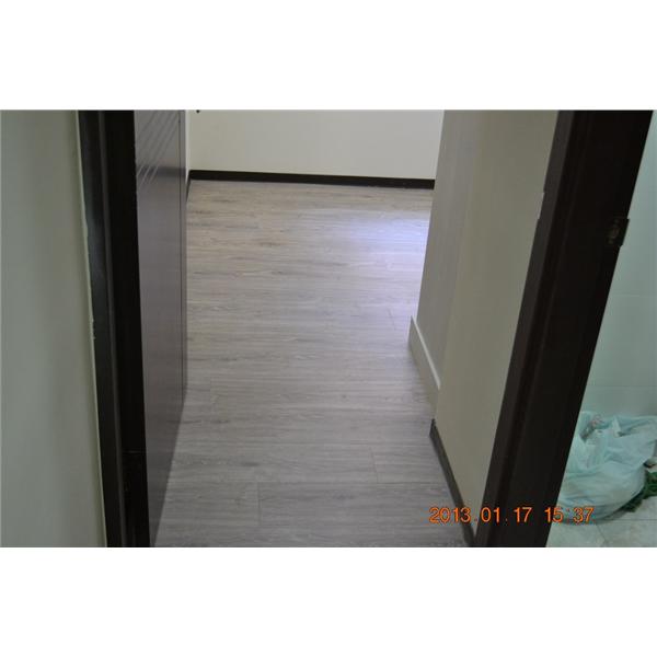 FSC碳化 6.4寸34分科羅拉多超耐磨地板