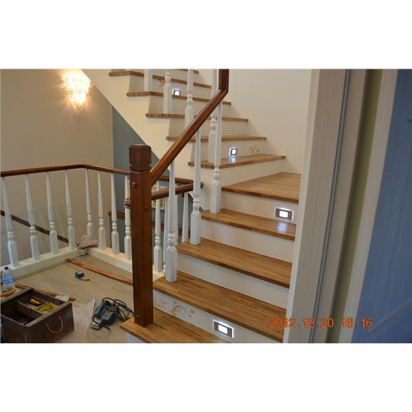 印尼柚木拼接樓梯踏板，非洲柚木扶手,山衍實業有限公司