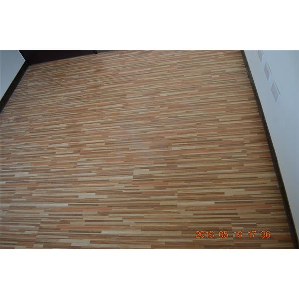 美耐板超耐磨地板-時尚 OAK 經典拼木 美耐板超耐磨地板-時尚 OAK 經典拼木,山衍實業有限公司