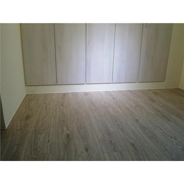 炭化美耐板超耐磨地板-天然紋 科羅拉多 炭化美耐板超耐磨地板-天然紋 科羅拉多,山衍實業有限公司