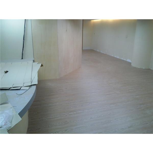 超耐磨地板時尚自然紋系列-格拉斯橡木 超耐磨地板時尚自然紋系列-格拉斯橡木,山衍實業有限公司