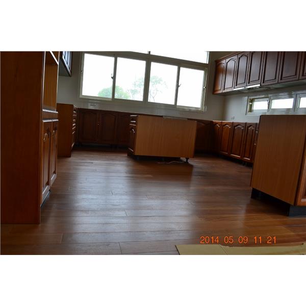 新原古緬甸柚木實木4寸6分 新原古緬甸柚木實木4寸6分,山衍實業有限公司