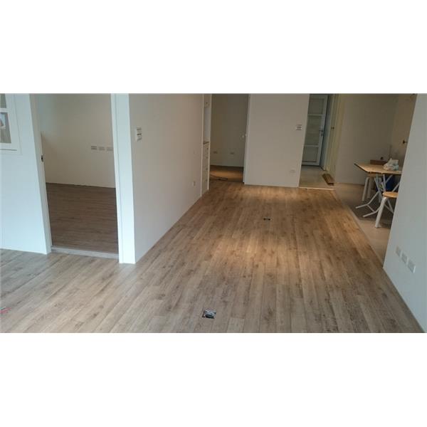 Robina超耐磨地板聖母峰橡木O116RC Robina超耐磨地板聖母峰橡木O116RC,山衍實業有限公司