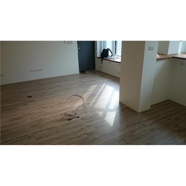 Robina超耐磨地板聖母峰橡木O116RC Robina超耐磨地板聖母峰橡木O116RC,山衍實業有限公司