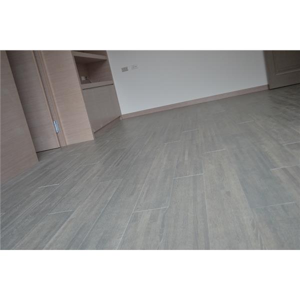 原古-藝術拼接 北美白橡浮雕導管灰厚單片300條海島型複合地板 九夾樺木基材