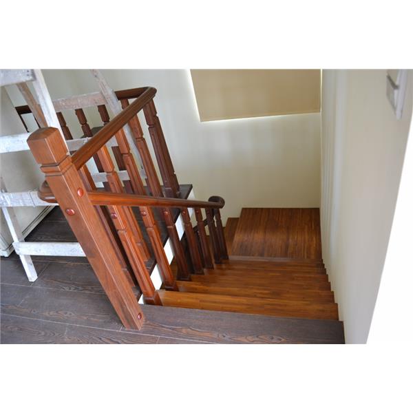 原古-藝術拼接 柚木 樓梯踏板,山衍實業有限公司