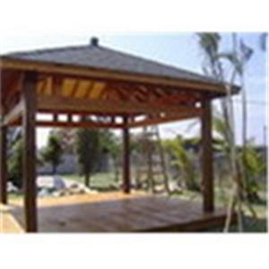 木製涼亭