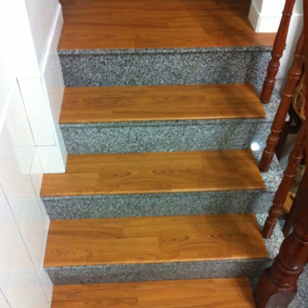 DIY安全梯墊 DIY安全梯墊,同育展業有限公司