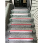樓梯防撞止滑條 - 同育展業有限公司